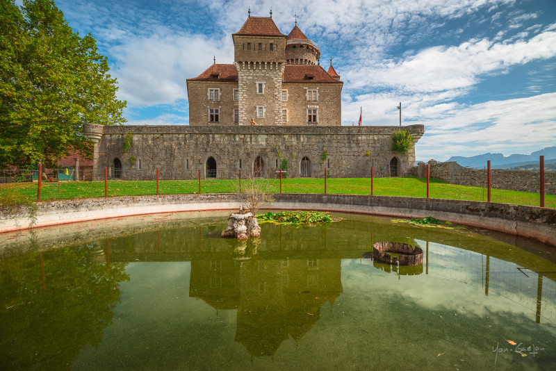 Domaine et Château de Montrottier